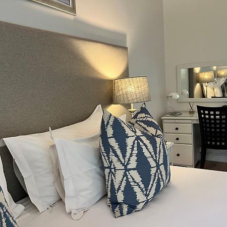 Oakvale Lodge Cape Town Bagian luar foto
